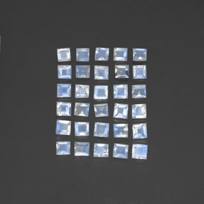 3.55 ct natürliche Bläulich-weiß Regenbogenmondstein-Edelsteine, Quadrat, Transparent