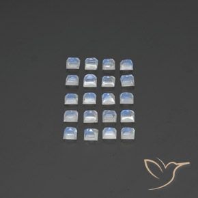2.70 ct natürliche Bläulich-weiß Regenbogenmondstein-Edelsteine, Quadrat, Transparent