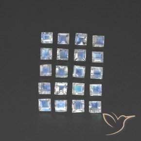 2.88 ct natürliche Bläulich-weiß Regenbogenmondstein-Edelsteine, Quadrat, Transparent