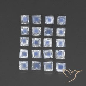 3.42 ct natürliche Bläulich-weiß Regenbogenmondstein-Edelsteine, Quadrat, Transparent