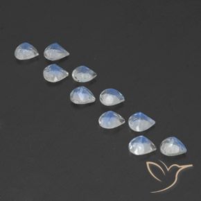 3.31 ct natürliche Bläulich-weiß Regenbogenmondstein-Edelsteine, Birnenform, Transparent
