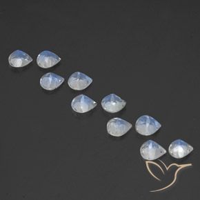 3.81 ct natürliche Bläulich-weiß Regenbogenmondstein-Edelsteine, Birnenform, Transparent