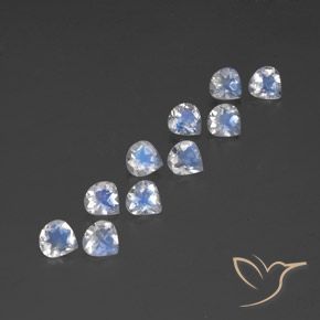 3.48 ct natürliche Bläulich-weiß Regenbogenmondstein-Edelsteine, Birnenform, Transparent
