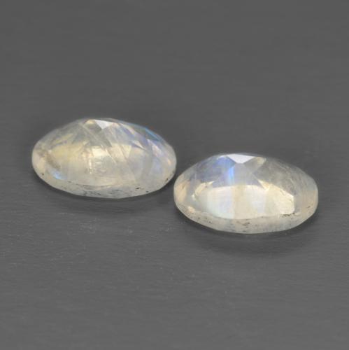 1.45 ct natürliche Bläulich-weiß Regenbogenmondstein-Edelsteine, Oval Schliff, Transparent