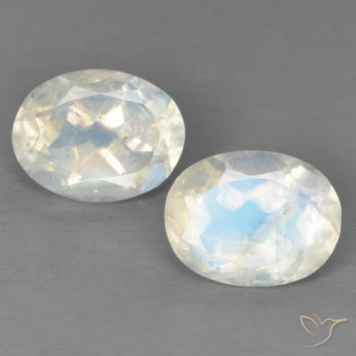 3.96 ct natürliche Bläulich-weiß Regenbogenmondstein-Edelsteine, Oval, Transparent