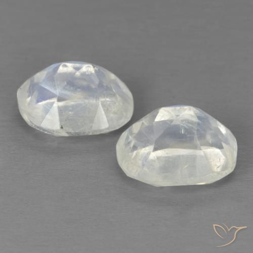 3.90 ct natürliche Bläulich-weiß Regenbogenmondstein-Edelsteine, Oval, Transparent