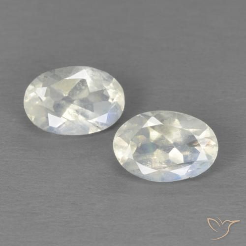 1.02 ct natürliche Bläulich-weiß Regenbogenmondstein-Edelsteine, Oval, Transparent
