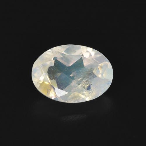 0.76ct Natürlicher Bläulich-weiß Regenbogenmondstein, Oval, Transparent