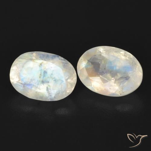 1.67 ct natürliche Bläulich-weiß Regenbogenmondstein-Edelsteine, Oval, Transparent