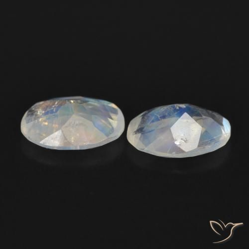 1.13 ct natürliche Bläulich-weiß Regenbogenmondstein-Edelsteine, Oval, Transparent