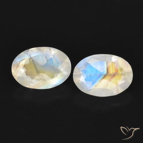 1.49ctw Natürlicher Bläulich-weiß Regenbogenmondstein, Oval, Transparent