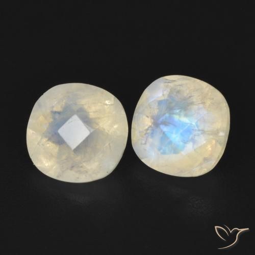 1.56 ct natürliche Bläulich-weiß Regenbogenmondstein-Edelsteine, Kissen, Lichtdurchlässig
