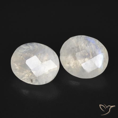 2.24 ct natürliche Bläulich-weiß Regenbogenmondstein-Edelsteine, Oval, Transparent