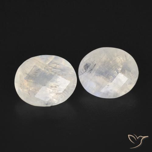 1.91 ct natürliche Bläulich-weiß Regenbogenmondstein-Edelsteine, Oval, Transparent