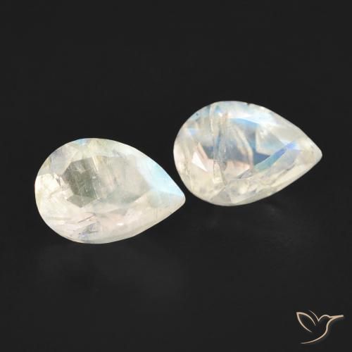 0.88 ct natürliche Bläulich-weiß Regenbogenmondstein-Edelsteine, Birnenform, Transparent