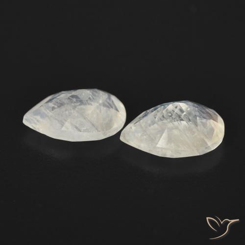 1.13 ct natürliche Bläulich-weiß Regenbogenmondstein-Edelsteine, Birnenform, Transparent