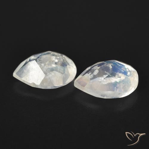 1.35 ct natürliche Bläulich-weiß Regenbogenmondstein-Edelsteine, Birnenform, Transparent