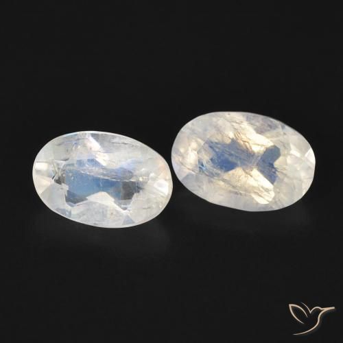 0.89 ct natürliche Bläulich-weiß Regenbogenmondstein-Edelsteine, Oval, Transparent