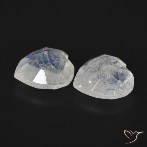 1.34 ct natürliche Bläulich-weiß Regenbogenmondstein-Edelsteine, Herz, Transparent