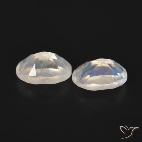 1.09 ct natürliche Bläulich-weiß Regenbogenmondstein-Edelsteine, Oval, Transparent