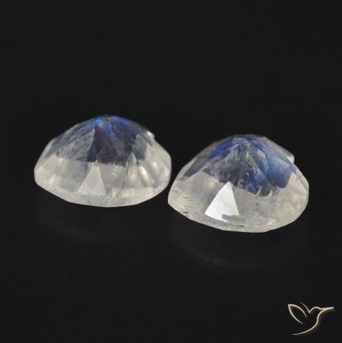 1.21 ct natürliche Bläulich-weiß Regenbogenmondstein-Edelsteine, Herz, Transparent