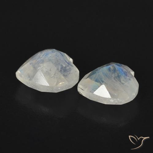 1.34 ct natürliche Bläulich-weiß Regenbogenmondstein-Edelsteine, Herz, Transparent