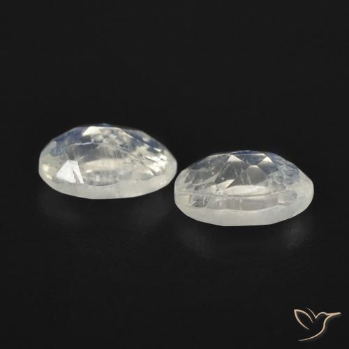 0.91 ct natürliche Bläulich-weiß Regenbogenmondstein-Edelsteine, Oval, Transparent
