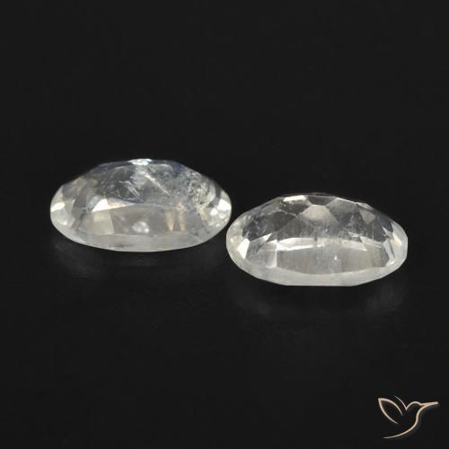 0.83 ct natürliche Bläulich-weiß Regenbogenmondstein-Edelsteine, Oval, Transparent