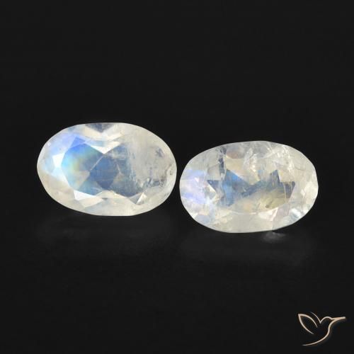 0.82ctw Natürlicher Bläulich-weiß Regenbogenmondstein, Oval, Transparent