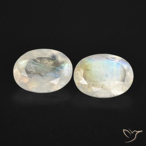 2.28 ct natürliche Bläulich-weiß Regenbogenmondstein-Edelsteine, Oval, Transparent