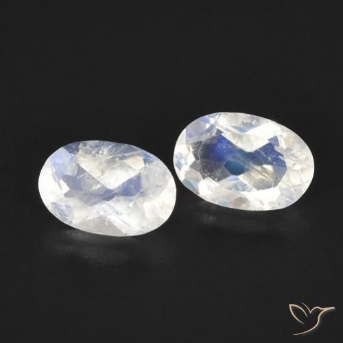0.88 ct natürliche Bläulich-weiß Regenbogenmondstein-Edelsteine, Oval, Transparent