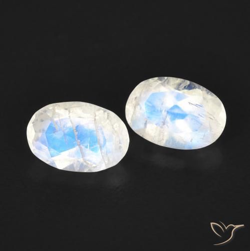 0.87 ct natürliche Bläulich-weiß Regenbogenmondstein-Edelsteine, Oval, Transparent