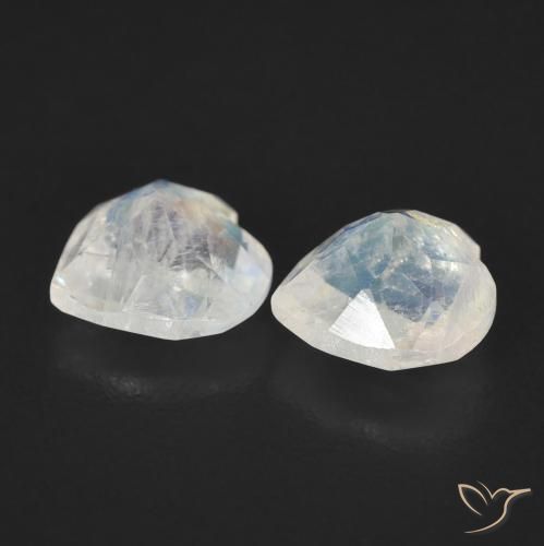 1.31 ct natürliche Bläulich-weiß Regenbogenmondstein-Edelsteine, Herz, Transparent