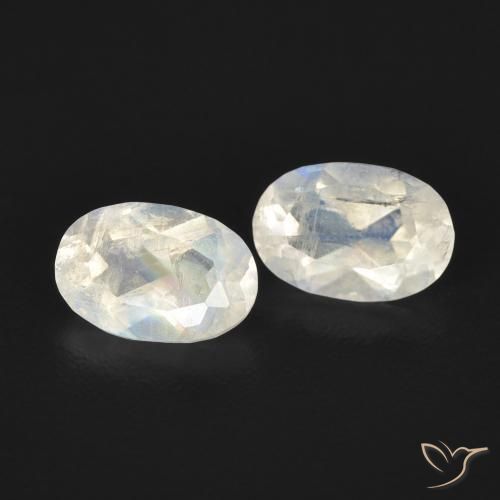 0.94 ct natürliche Bläulich-weiß Regenbogenmondstein-Edelsteine, Oval, Transparent