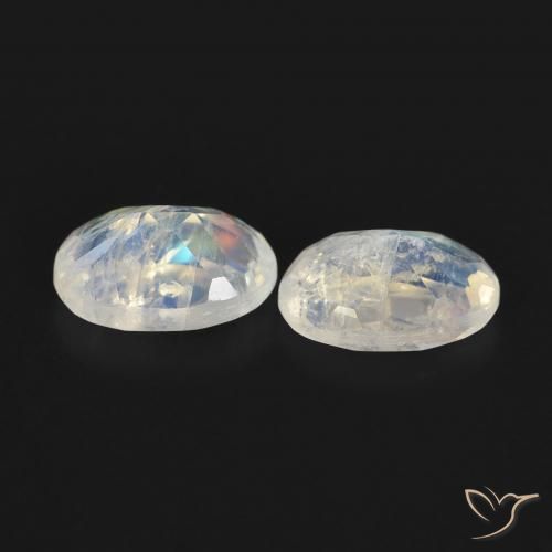 0.94 ct natürliche Bläulich-weiß Regenbogenmondstein-Edelsteine, Oval, Transparent