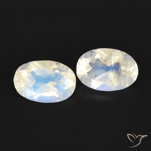 1.00 ct natürliche Bläulich-weiß Regenbogenmondstein-Edelsteine, Oval, Transparent