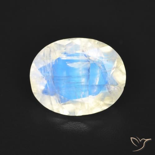 2.77ct Natürlicher Bläulich-weiß Regenbogenmondstein, Oval, Transparent
