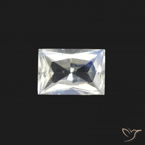 0.47ct Natürlicher Bläulich-weiß Regenbogenmondstein, Baguette, Transparent