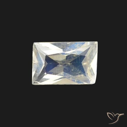 0.39ct Natürlicher Bläulich-weiß Regenbogenmondstein, Baguette, Transparent
