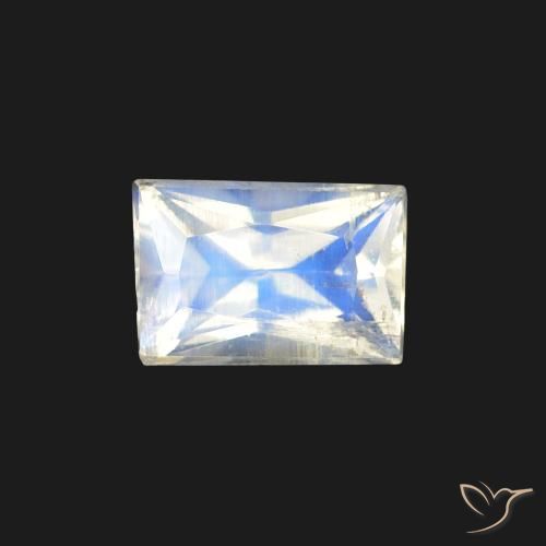 0.47ct Natürlicher Bläulich-weiß Regenbogenmondstein, Baguette, Transparent
