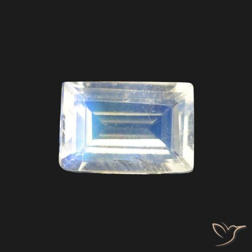 0.48ct Natürlicher Bläulich-weiß Regenbogenmondstein, Baguette, Transparent