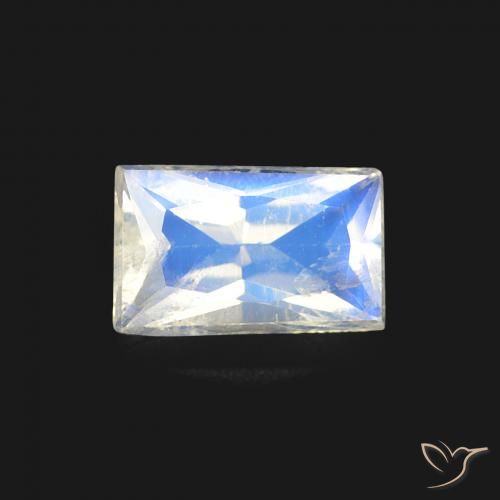 0.45ct Natürlicher Bläulich-weiß Regenbogenmondstein, Baguette, Transparent