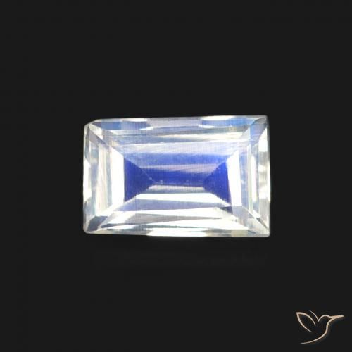 0.47ct Natürlicher Bläulich-weiß Regenbogenmondstein, Baguette, Transparent