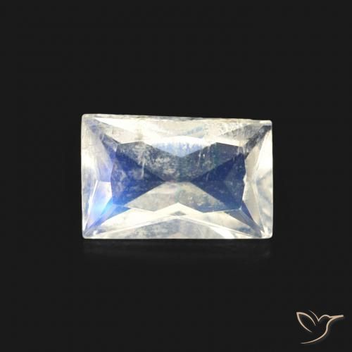 0.49ct Natürlicher Bläulich-weiß Regenbogenmondstein, Baguette, Transparent