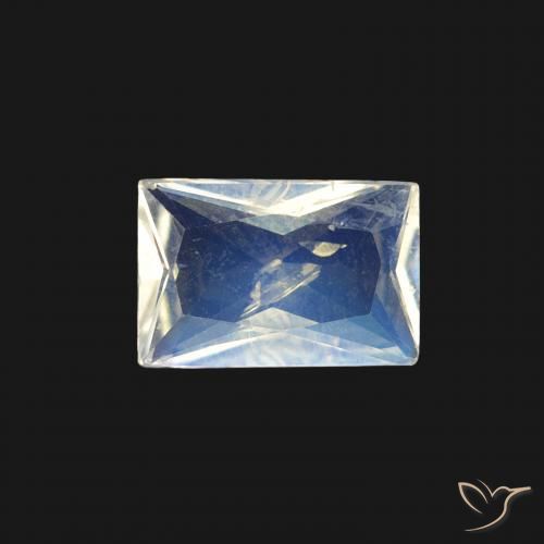 0.45ct Natürlicher Bläulich-weiß Regenbogenmondstein, Baguette, Transparent