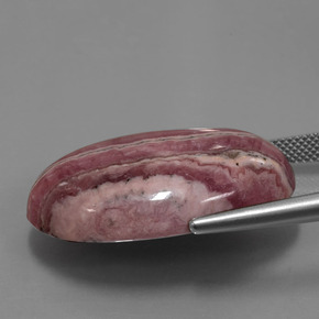 52,06 ctw natürlicher mehrfarbiger Rhodochrosit, Oval Schliff, Lichtundurchlässig