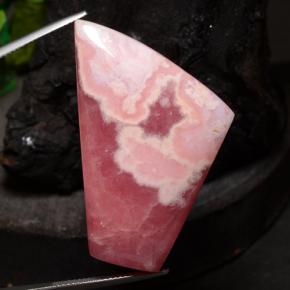 116,82 ctw natürlicher mehrfarbiger Rhodochrosit, Fantasieschliff, Lichtdurchlässig