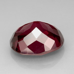 7,84 ctw natürlicher roter Rhodolith, Oval Schliff, VS