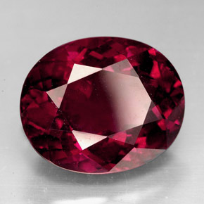 9,88 ctw natürlicher roter Rhodolith, Oval Schliff, VS
