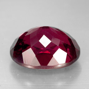 9,88 ctw natürlicher roter Rhodolith, Oval Schliff, VS